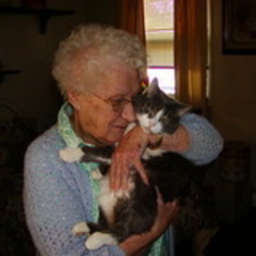 mom and her cat