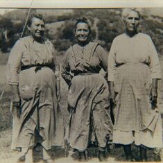 1920_ Melinda duckworth w sisters emma and Julia williams