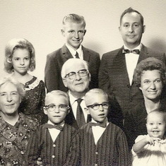 Patchett Family with Grandparents, Lida & Howard Patchett
