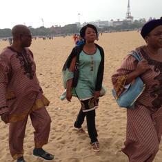Daddy,Mummy and Daughter Dr kesiena Yahere taking a stroll at the beach in Chennai, India