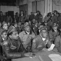 Briefing in Ramitelli ~ March 1945