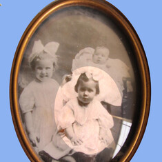 Edith with sisters Marian and Mildred.