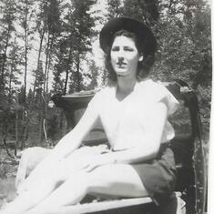 Mom 1946