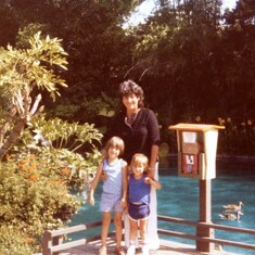 1982 Mom with Eric and Ryan at Sea World