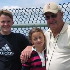 jimmy and taylor with dad 2008