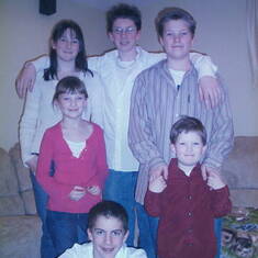  Lindsay Conor Timmy back row, Nora and Huntar in middle, Danny in front