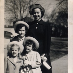 Mom in the middle with her mother Bess, her older sister Lois, and her younger sister Barb.