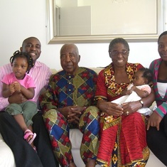 L-R Obi, Olachi, Daddy, Mummy, Chiaka and Ify