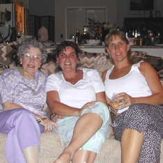 Elrine, Lisa & Tami at Rae's wedding shower 2002
