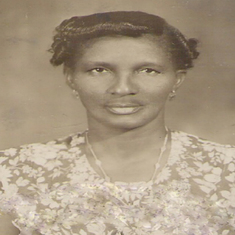 A very beautiful woman, the only one of my grandmother's siblings who resembles her.