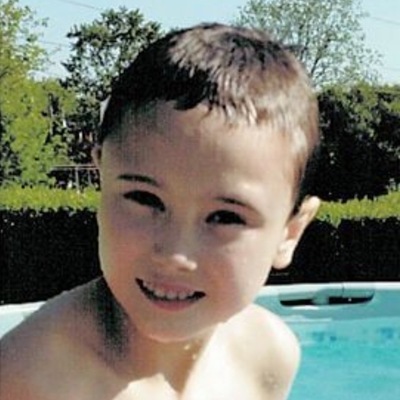 Ethan T Crespo