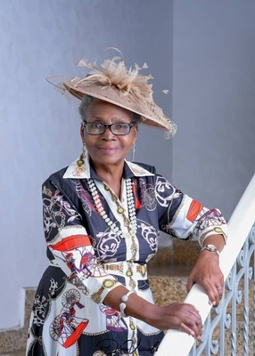 Mrs Florence Arike Fapohunda (Nee Omolayo)