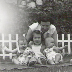 Aunt Florence with Bobby, Barbara, and Linda