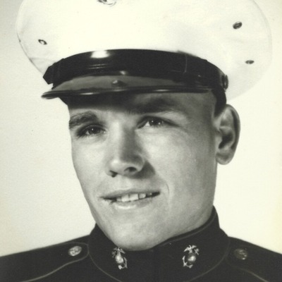 Floyd M Richardson
