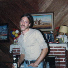 Dad thanksgiving at gma R's house phx nov 1984