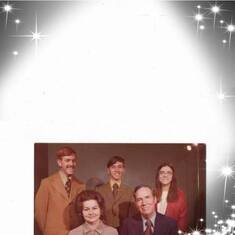 BULLOCH FAMILY PICTURE, FRED B, BETTY SUE SMITHWICK, JIM, BOBBY AND LINDA