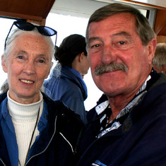 Fred, Jane Goodall-2005-Jun26-AlisaSchulmanJaniger-IMG_1992-c2-s