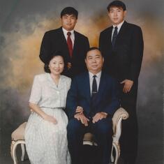 1992 family portrait in Taiwan