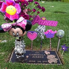 Your marker is finally here!!! It's beautiful.  I hope you like it princess.