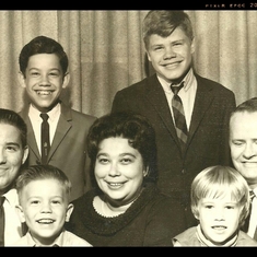 11 -. Family Portrait with her first five children and husband Dave. As pictured from left Frank, Rick, Danny, Marty, Laurie and Dave.  Circa 1960s