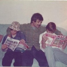 Keven Dad and Ken reading Mad Magizines (2)