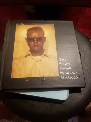 Gary  Wayne  Russell 