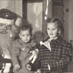 Susan and Gayle 5 in 1941