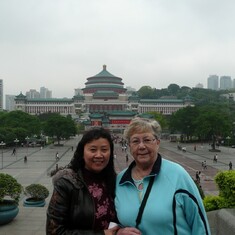 Lizhen and mom 2009, the trip to China Darrell and Lizhen gave mom to visit them