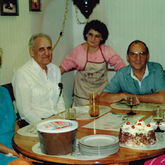 Mom and George with Uncle Freeman, Auntie Olga and one of Georges sisters 2002 