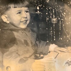 George around age 3.  Look closely - he's playing cards (poker?)