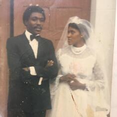 Dec 1983 - Ni George & Ma Gladys' white wedding