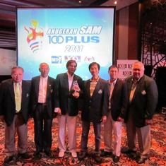 The Office Bearers of the Malaysian Tenpin Bowling Congress at the SAM-100PLUS Awards Ceremony 2011