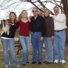 Dad, Kathy, Gary, Jessica, Lauren & our dog Tucker