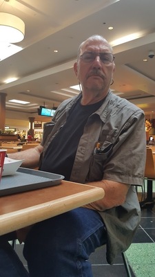 Gerald (Jerry) Lawrence Robertson