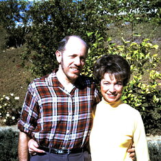1972 - Gladys and Bob enjoy fall day in the backyard