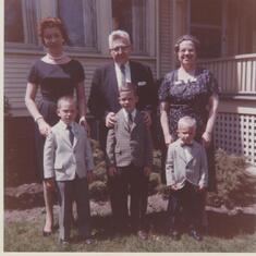 1962 - Gladys with sons Bob, Steve, and Jon with Koch in-laws