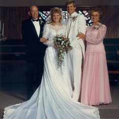 Nov. 1987 - Jon & Shirley's Wedding - Gladys doesn't want to let go of her Jon