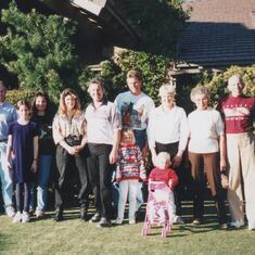 1996 - The whole family in the front yard at Christmas