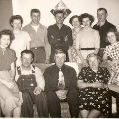 Grover & Pearl Liesman with their 9 children taken in the early 50's.