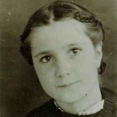 Glenna Knudsen in 1938