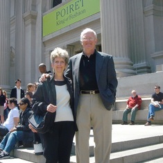 Another of Glenn and Sue great loves -- museums.  At the Metropolitan Museum in NY.