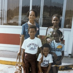 Gloria's mother Roslyn arriving in Florida 1979 with her grandchildren: Karen, Clint, Alexa, & Shawn