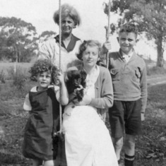 1935 - Gloria and sister Muriel with their mother Lily.