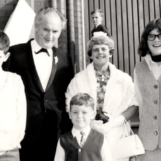 1970 - The family at Sylvia & Les' Wedding.