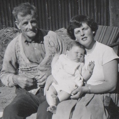 1955 - Gloria, Dad & Linda