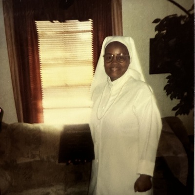 Gloriastine Hollingshed Duggan