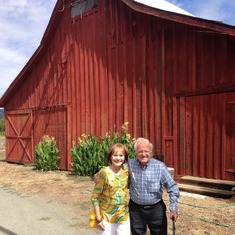 Harlan and daughter Connie in front of Grandpa Mullers red barn in Calistoga