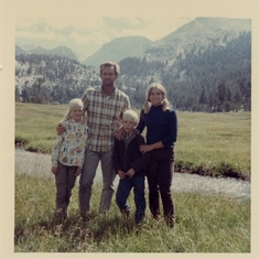 Harold and kids (Janna, Kris, Marta). 2wk trip in the Sierra Nevadas. Very fun!