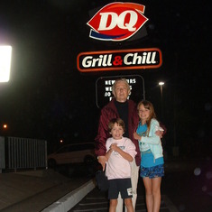 Helen, Sean, and Kelly trip to DQ, a regular routine - July 2009