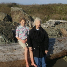Kelly and Helen, Lone Ranch Beach, Brookings, Oregon, November 2010